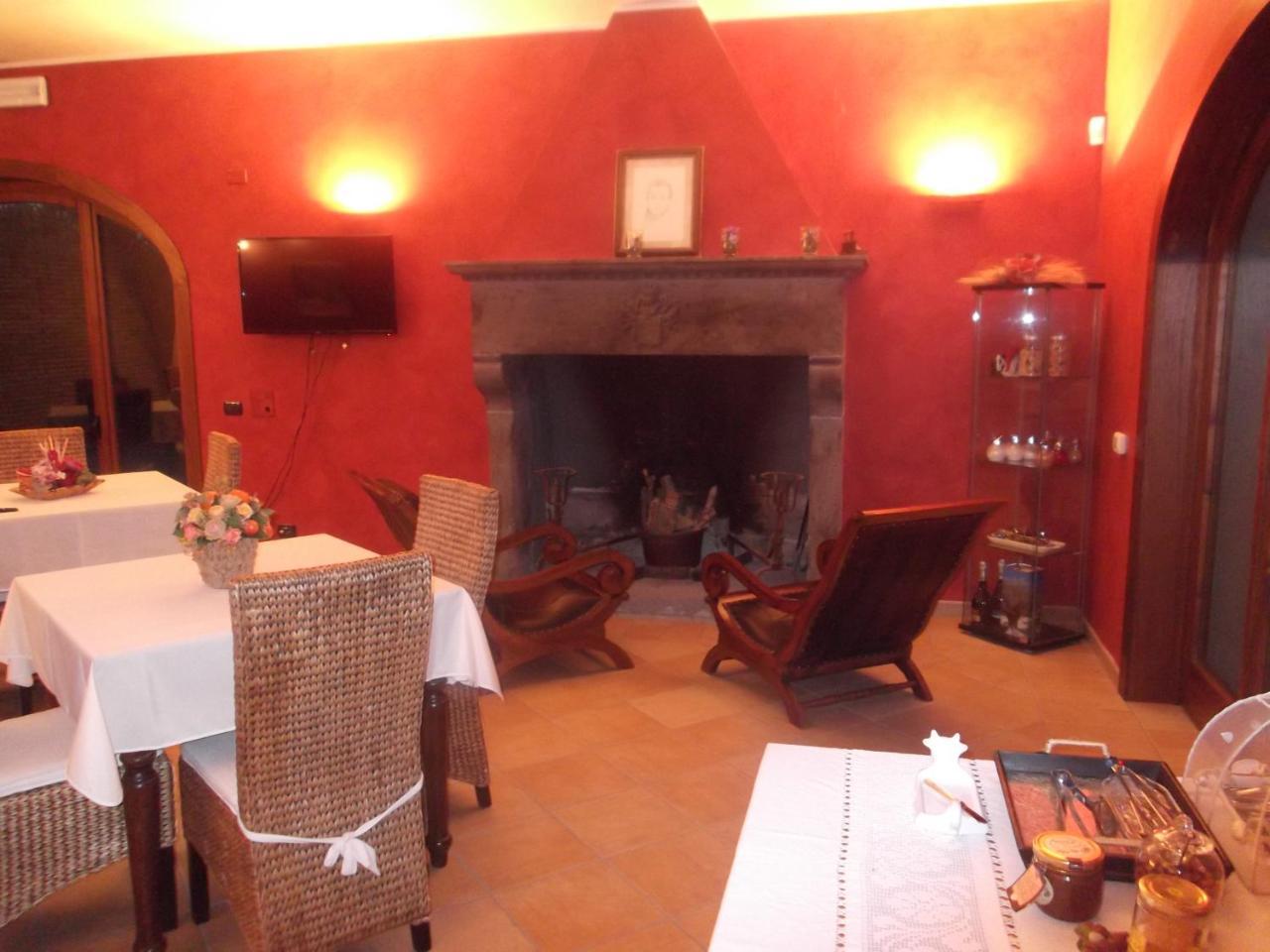 Agriturismo Casal Grande Canepina エクステリア 写真